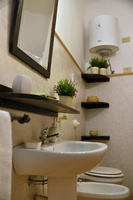 Bed and Breakfast Real Teatro Umberto I Palermo Exterior foto