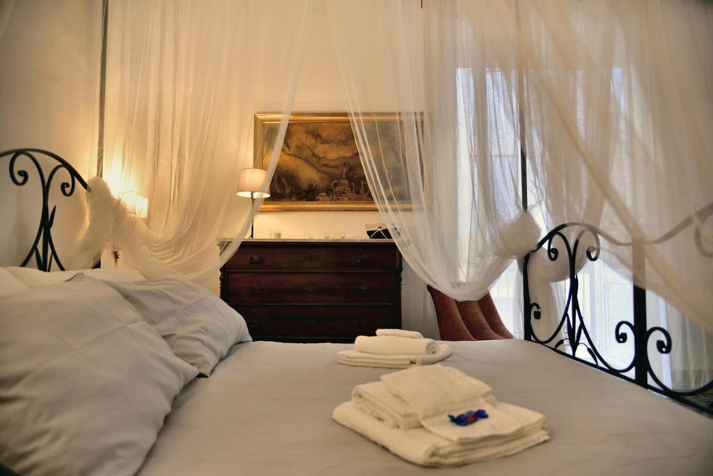 Bed and Breakfast Real Teatro Umberto I Palermo Exterior foto